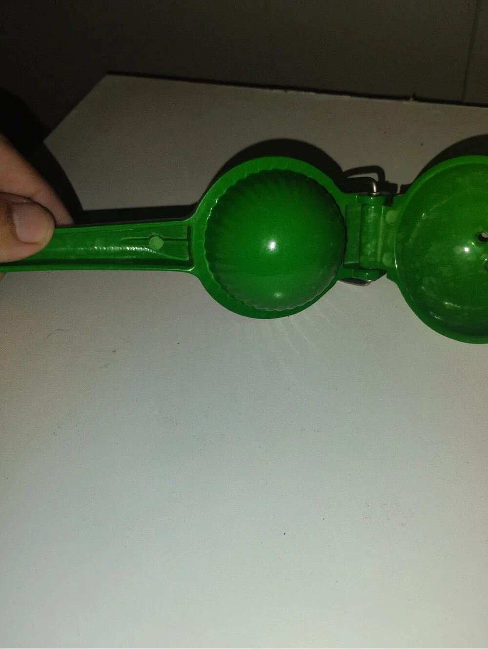 Green Plastic Citrus Juicer Squeezer Handheld